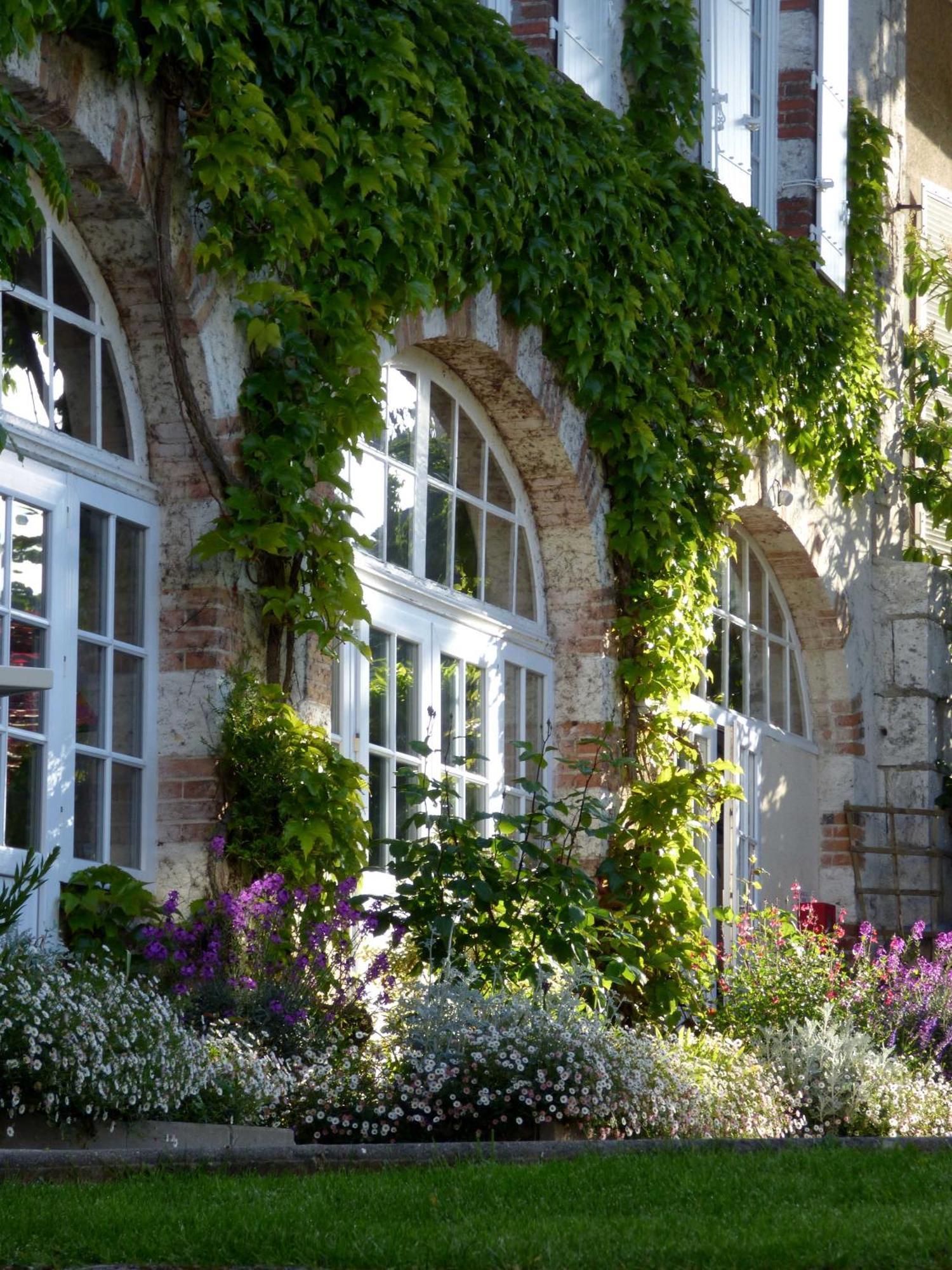 Hotel La Tonnellerie Beaugency Exterior foto
