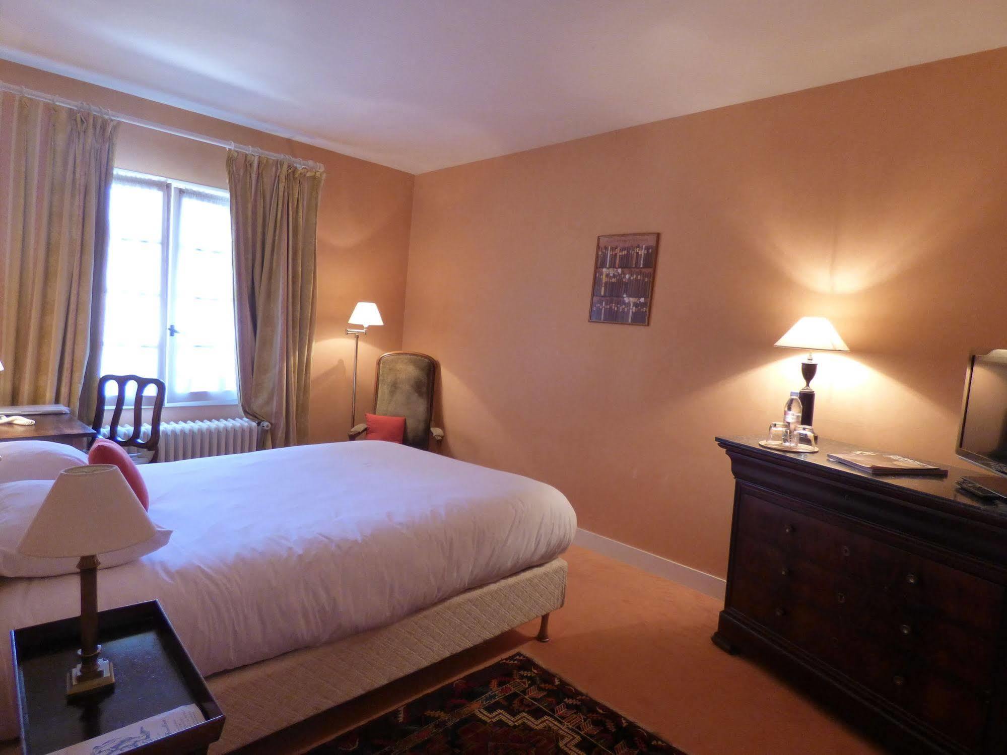 Hotel La Tonnellerie Beaugency Exterior foto